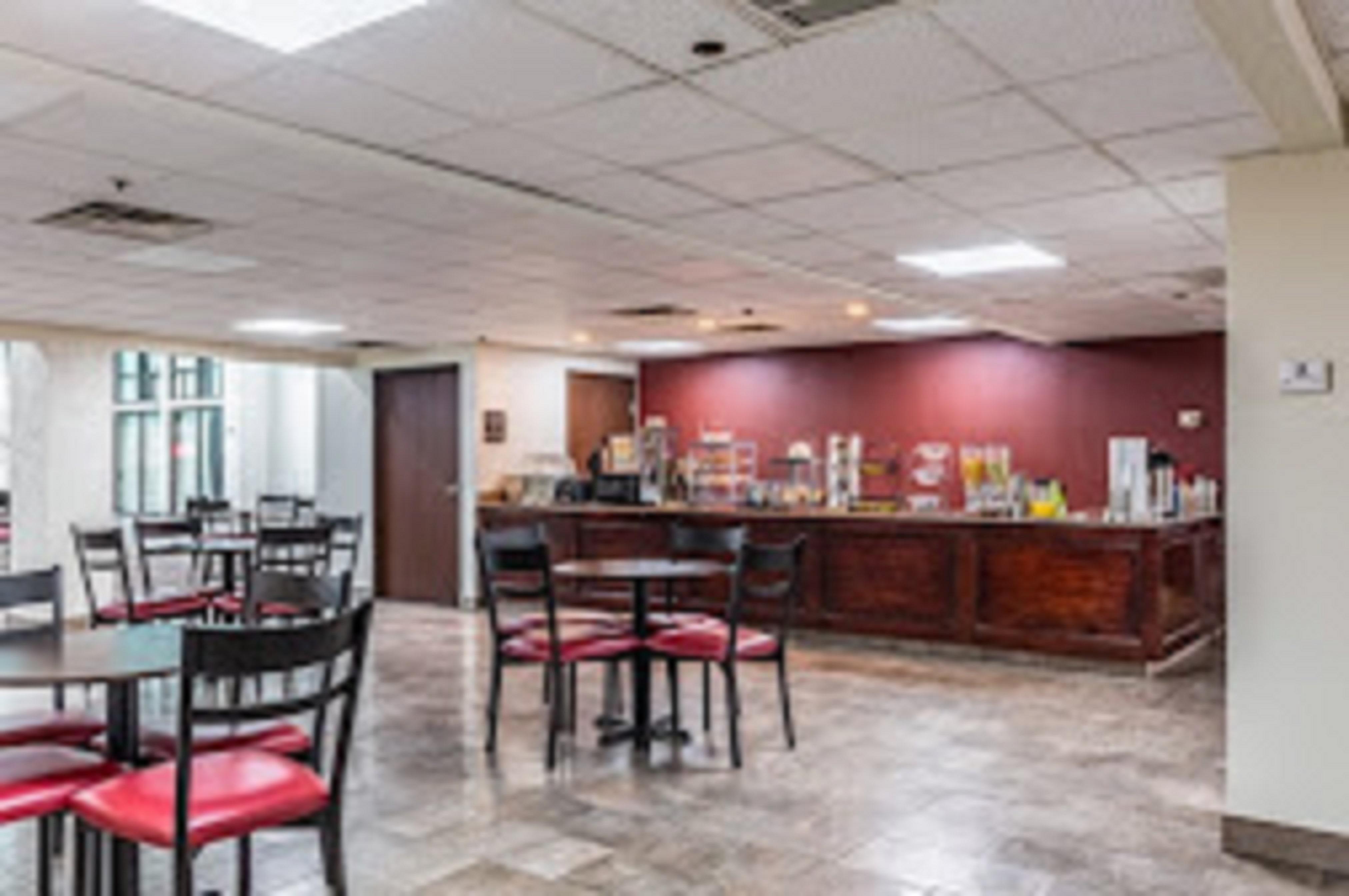 Red Roof Inn Plus & Suites Houston - Iah Airport Sw Eksteriør bilde