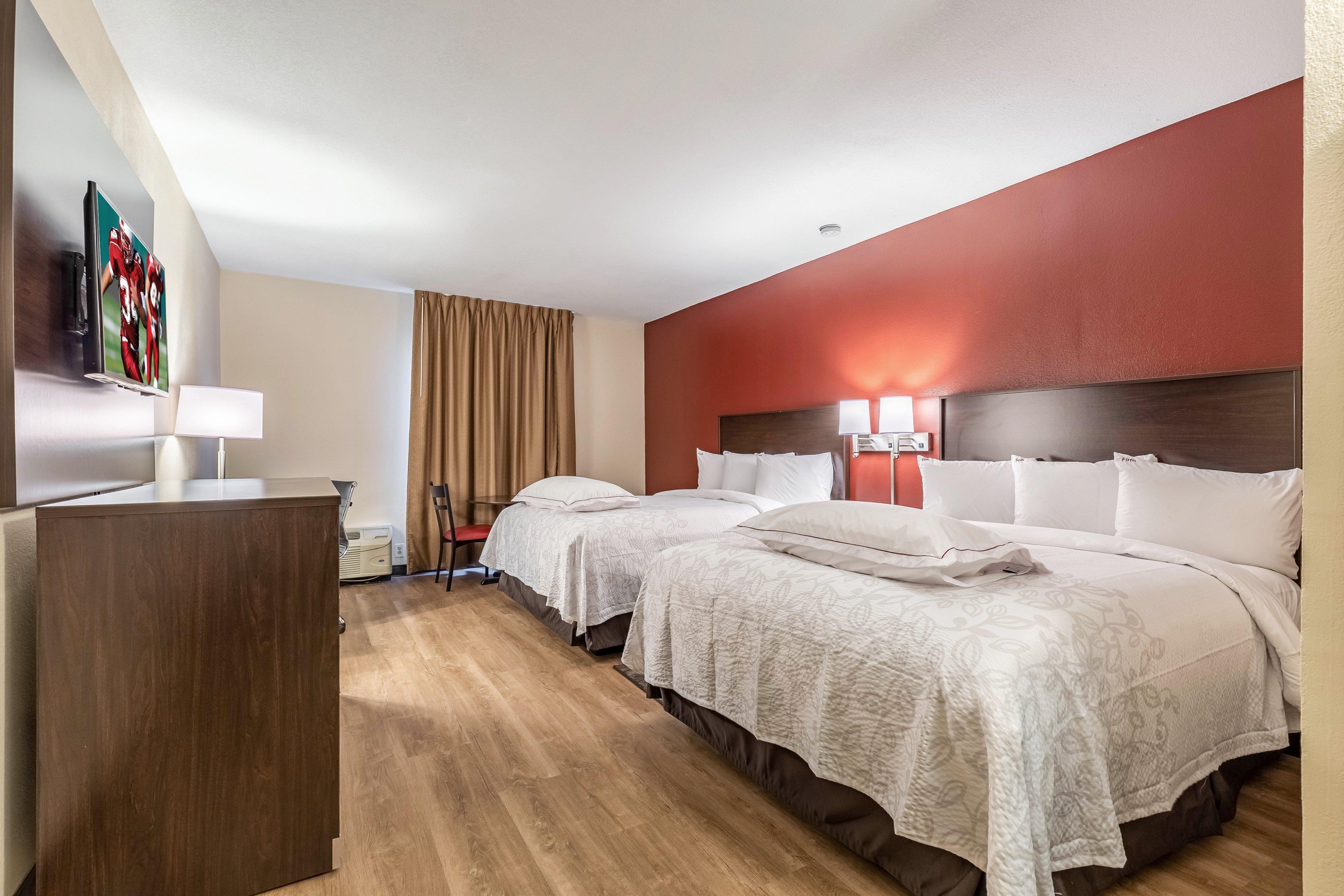 Red Roof Inn Plus & Suites Houston - Iah Airport Sw Eksteriør bilde